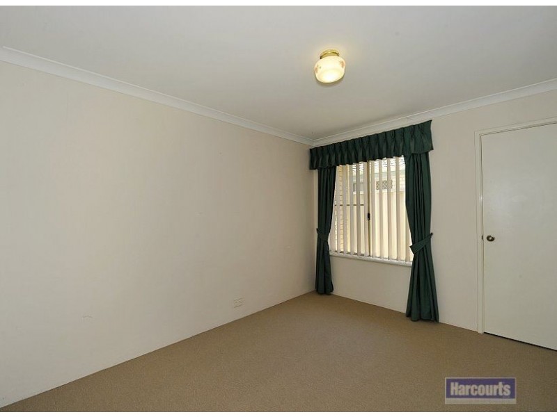 5A Boronia Close, Halls Head WA 6210