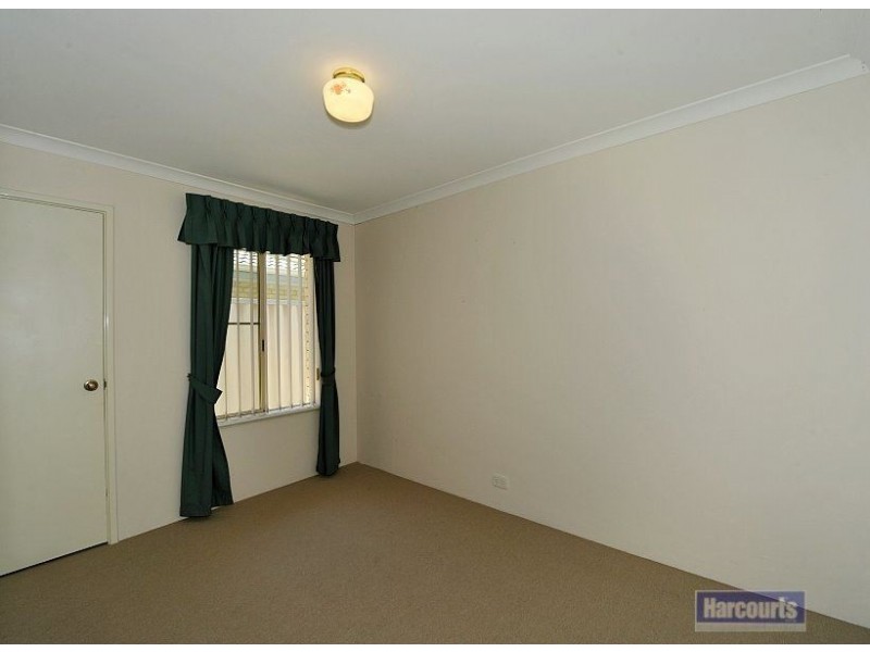 5A Boronia Close, Halls Head WA 6210