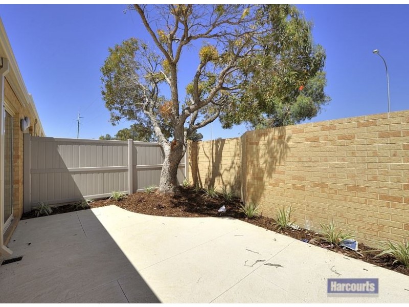 8/2 Queeda Drive, Greenfields WA 6210