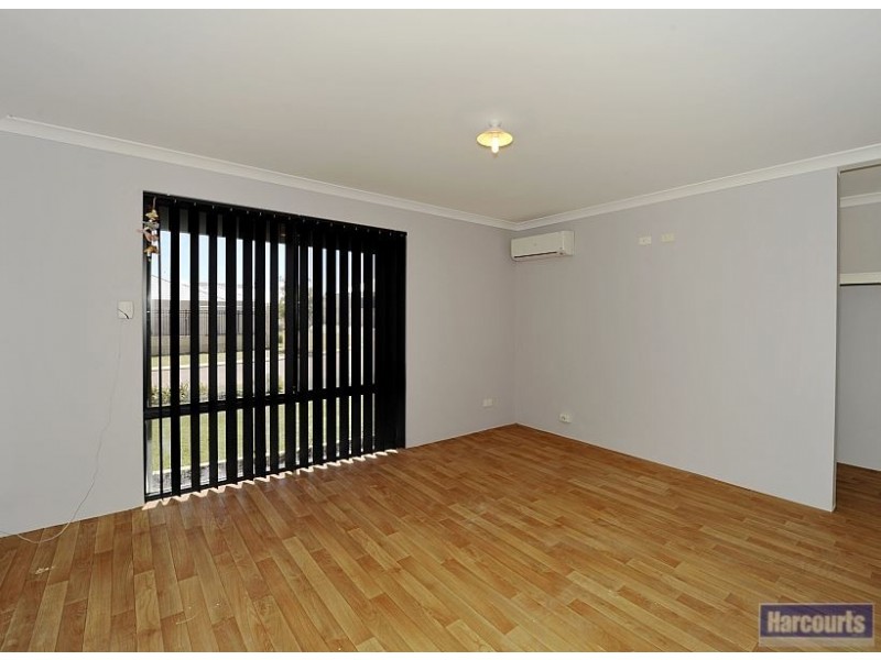 16 Calder Nook, Lakelands WA 6180