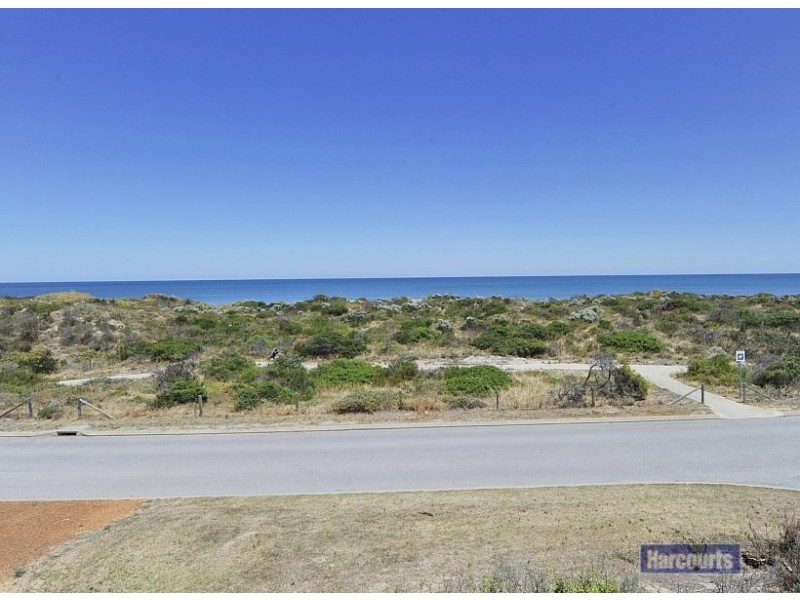 7 Abeona Parade, Madora Bay WA 6210