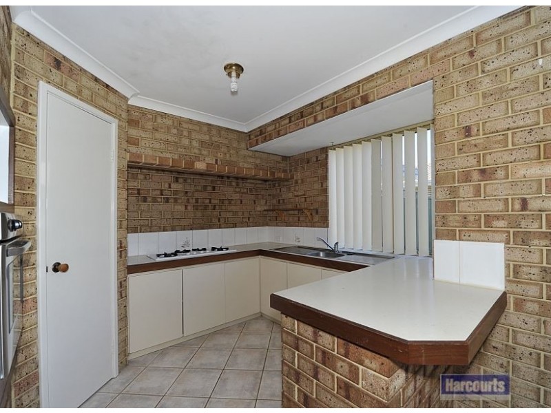 4 Falstaff Close, Greenfields WA 6210