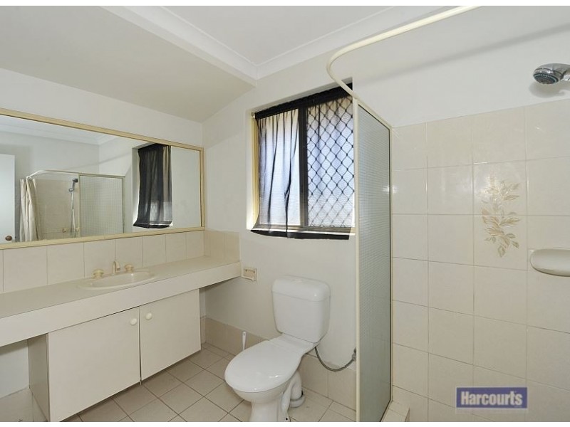 4 Falstaff Close, Greenfields WA 6210