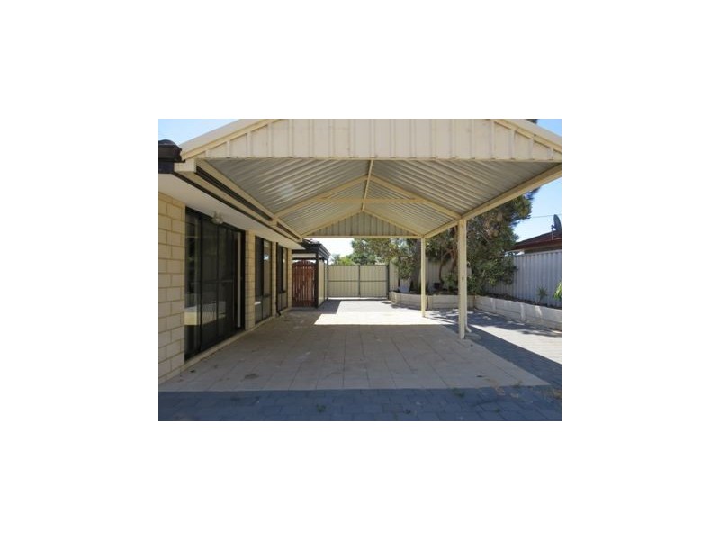 38 Casula Avenue, Coodanup WA 6210