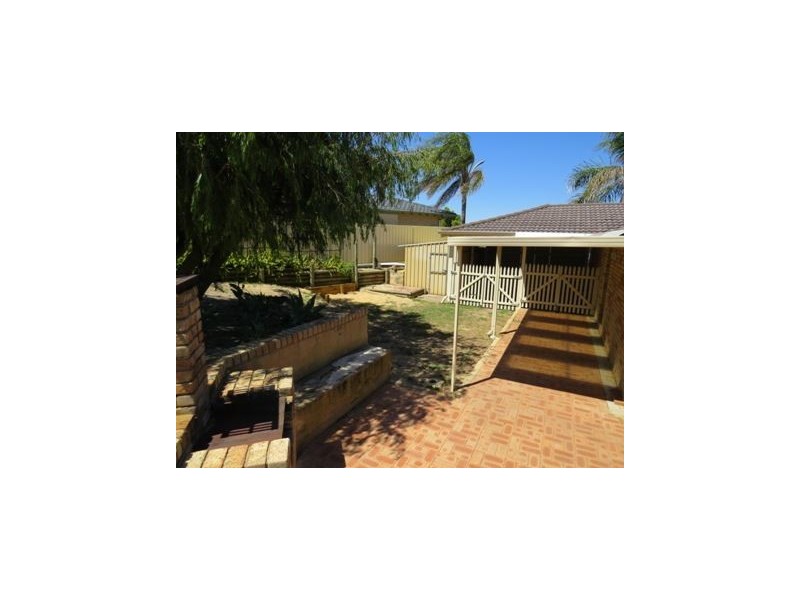 7 Sage Court, Halls Head WA 6210