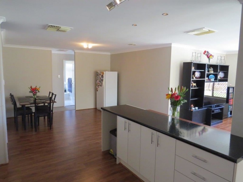 41 Bodicoat Drive, Brookdale WA 6112