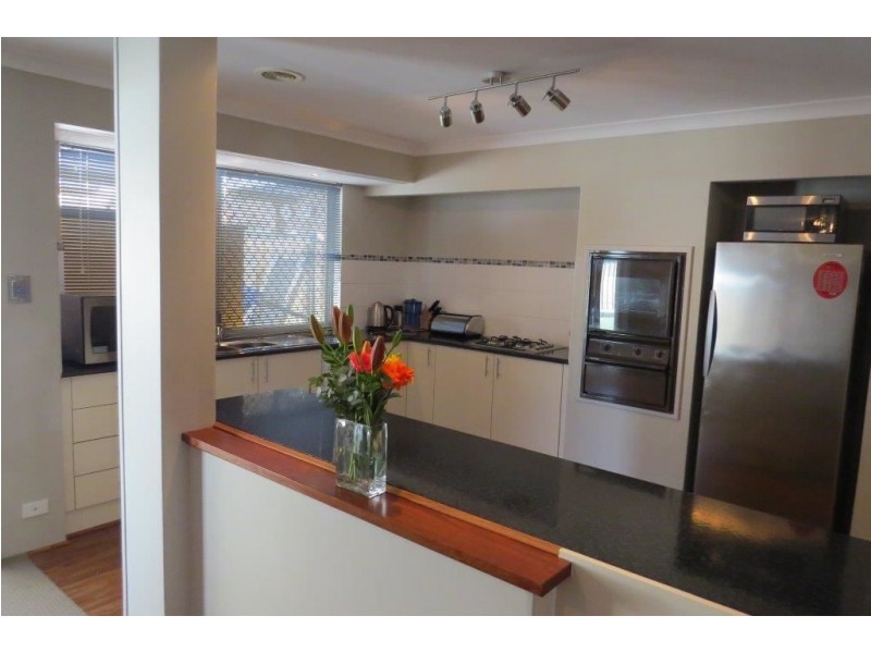 41 Bodicoat Drive, Brookdale WA 6112