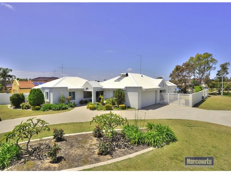 2 Warren Place, Dudley Park WA 6210