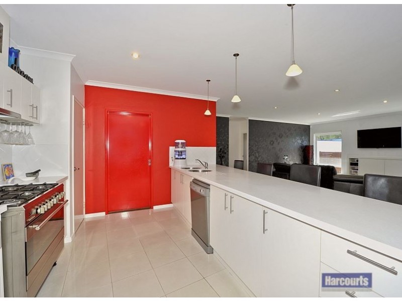 5 Agonis Way, Wannanup WA 6210