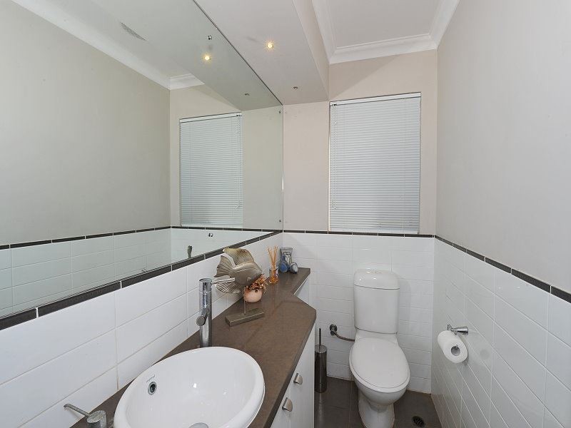 32 Harbour Retreat, Erskine WA 6210