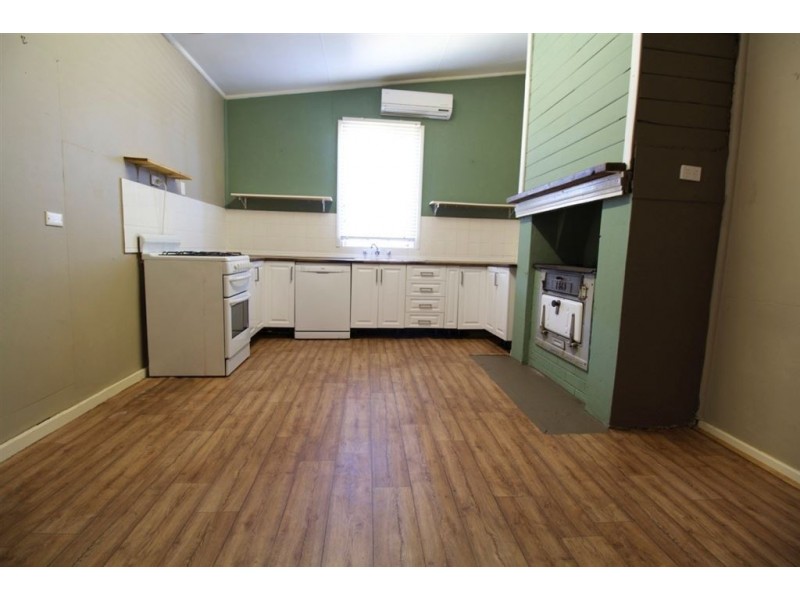 3 Barrington Knight Road, Yarloop WA 6218