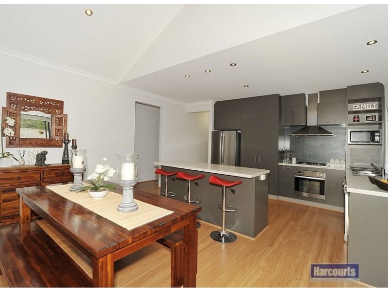 84 Albany Drive, Dawesville WA 6211