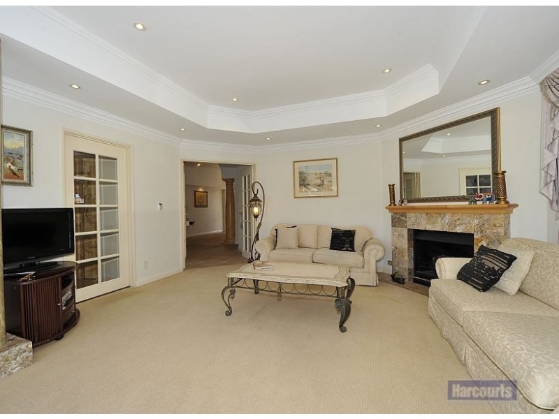 22 Picaroon Place, Halls Head WA 6210