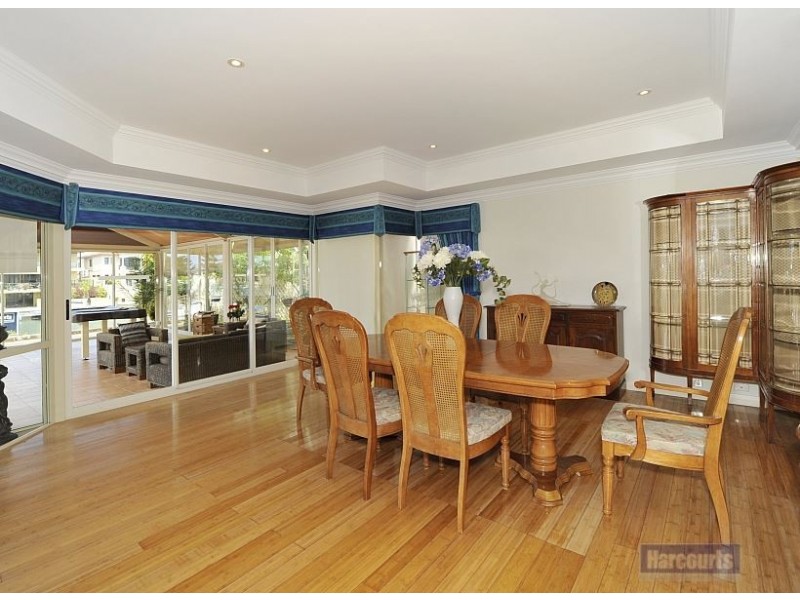 22 Picaroon Place, Halls Head WA 6210