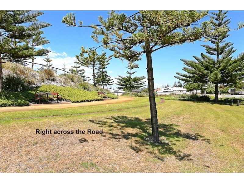 29 Princeton Drive, Wannanup WA 6210
