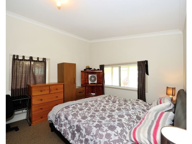 33 Eacott street, Mandurah WA 6210