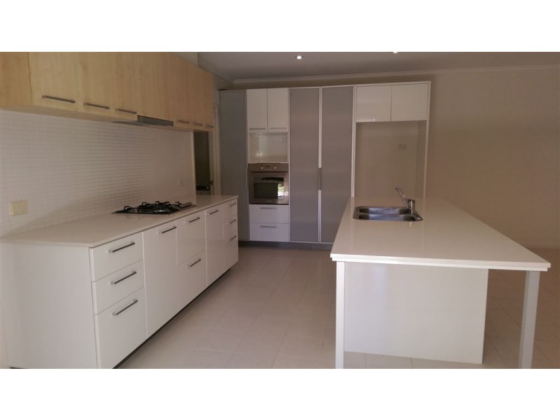 19 Tylney Loop, Meadow Springs WA 6210