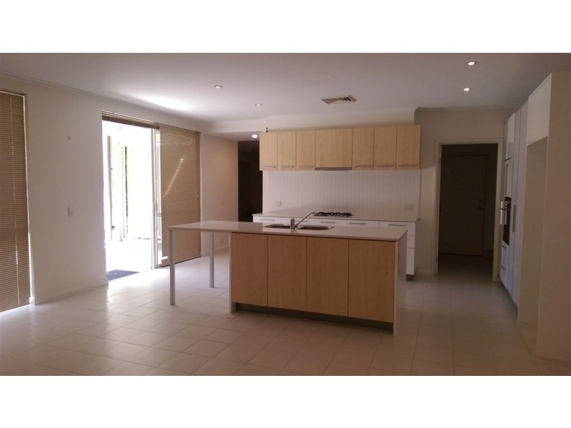 19 Tylney Loop, Meadow Springs WA 6210