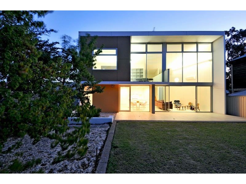 7 Prestwick Green, Meadow Springs WA 6210