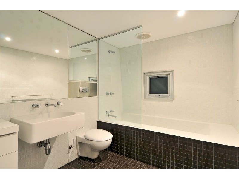 7 Prestwick Green, Meadow Springs WA 6210