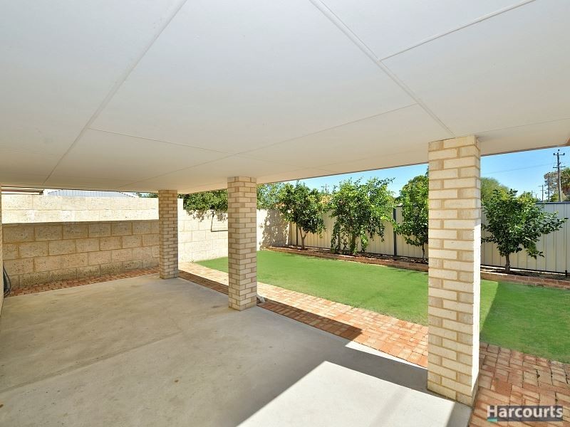 9 Eden Street, Dudley Park WA 6210