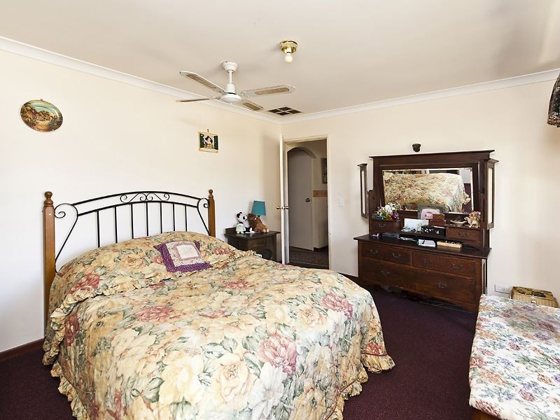 9 Marshall Avenue, Pinjarra WA 6208