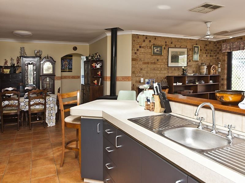 9 Marshall Avenue, Pinjarra WA 6208