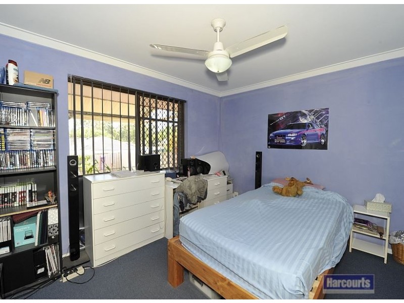 6 Oakdale Close, Halls Head WA 6210