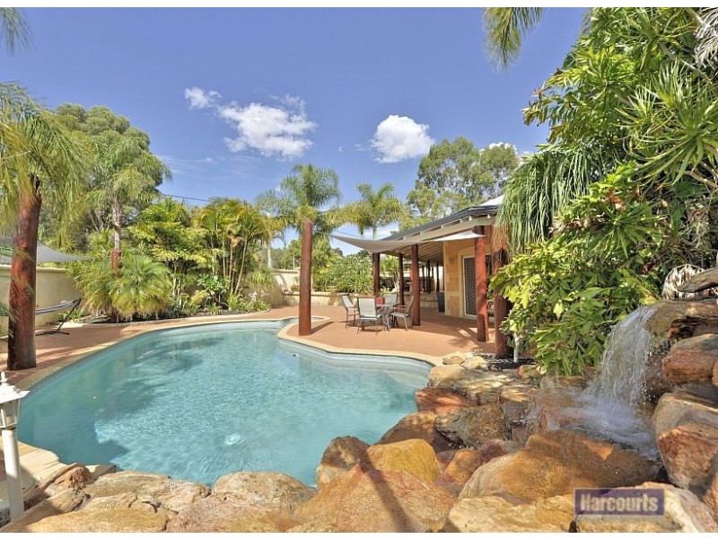 2 Carrick Cross, Greenfields WA 6210