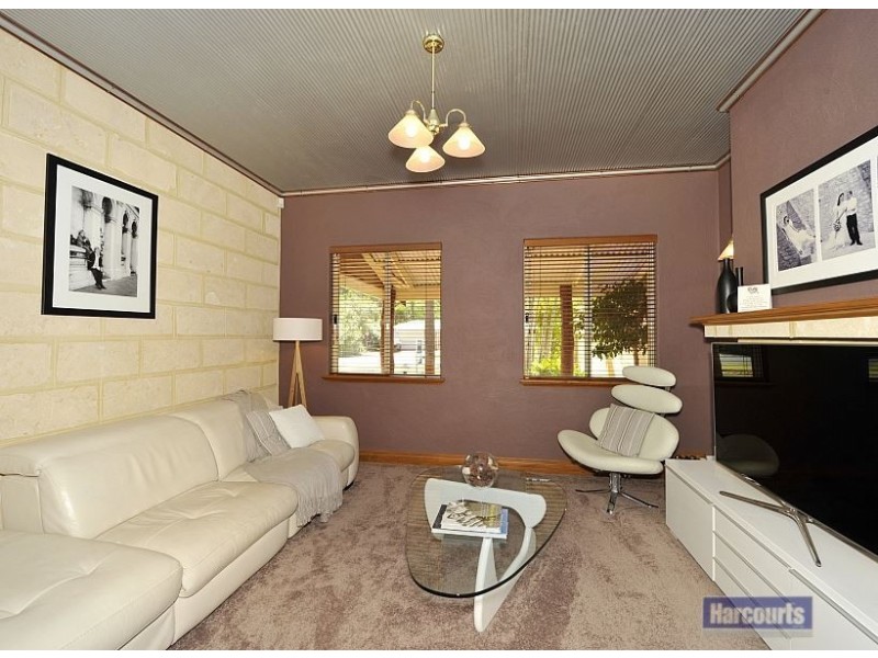 2 Carrick Cross, Greenfields WA 6210