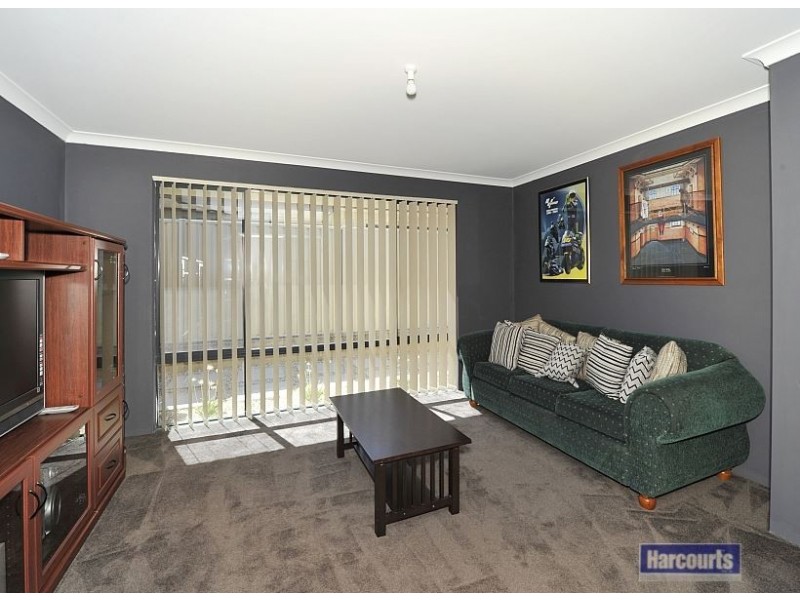 17 Woorabinda Rise, Lakelands WA 6180