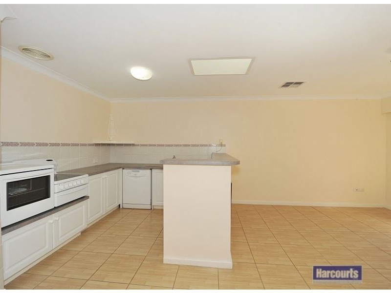 10/12 Creery Street, Dudley Park WA 6210