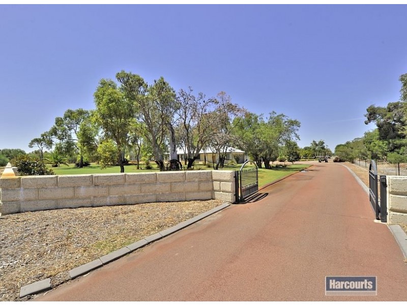 20 Big Lake View, Barragup WA 6209