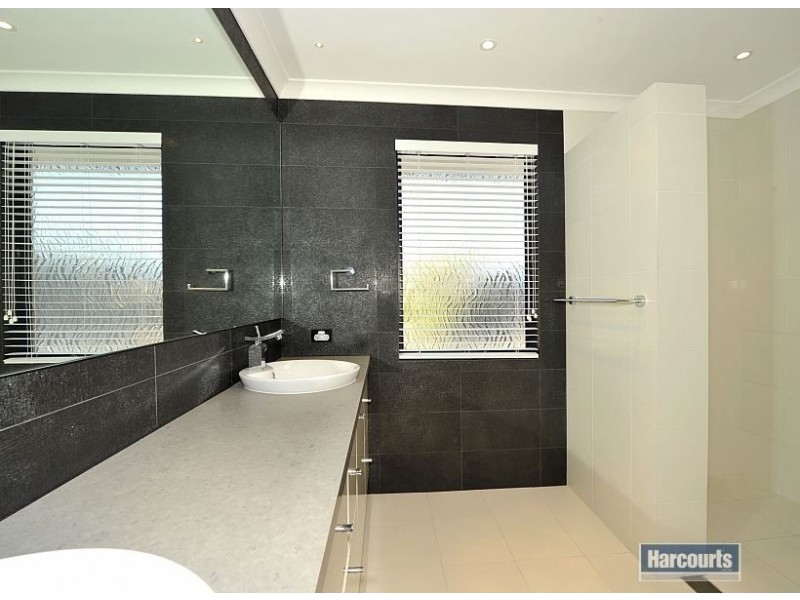 20 Big Lake View, Barragup WA 6209