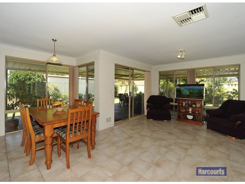 8 Nymans Court, Erskine WA 6210