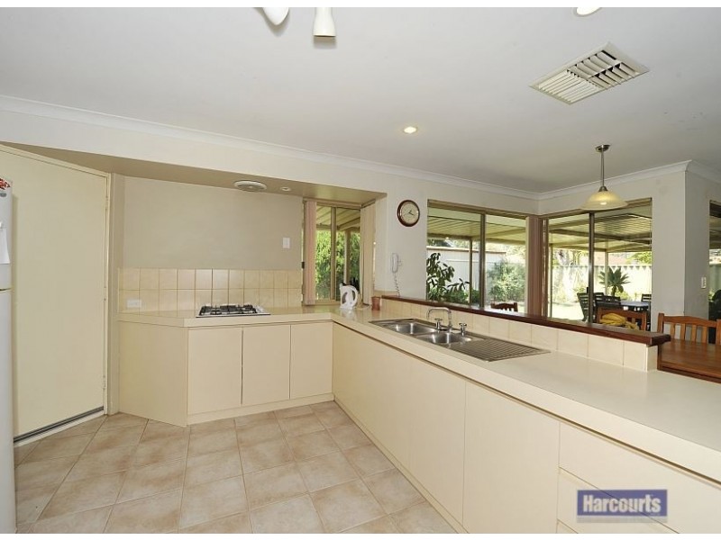 8 Nymans Court, Erskine WA 6210