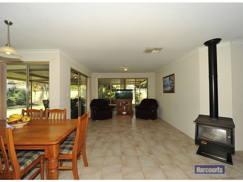 8 Nymans Court, Erskine WA 6210