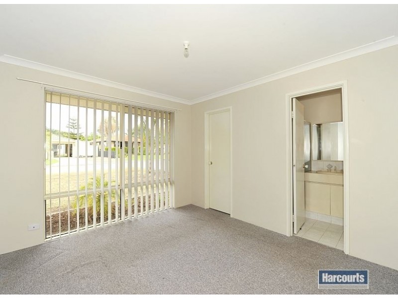 4 Manya Close, Greenfields WA 6210