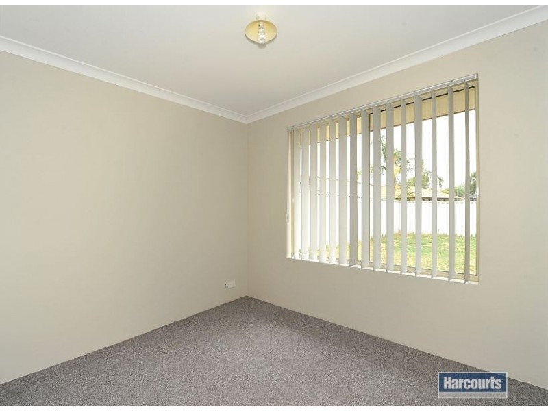 4 Manya Close, Greenfields WA 6210