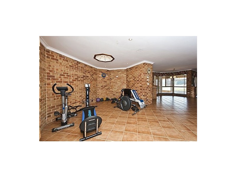 143 James Road, Hamel WA 6215