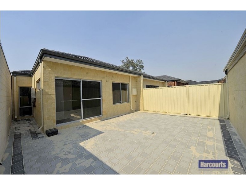 41 Kerkeri Heights, Lakelands WA 6180