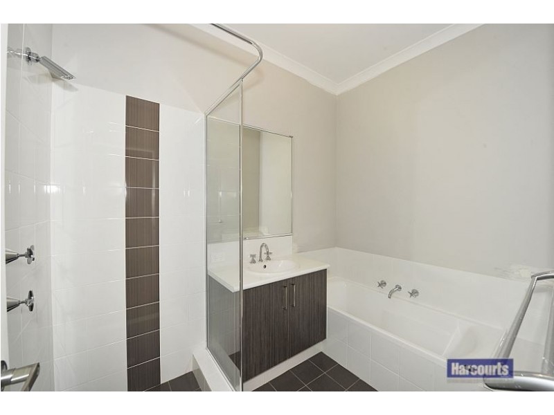 41 Kerkeri Heights, Lakelands WA 6180