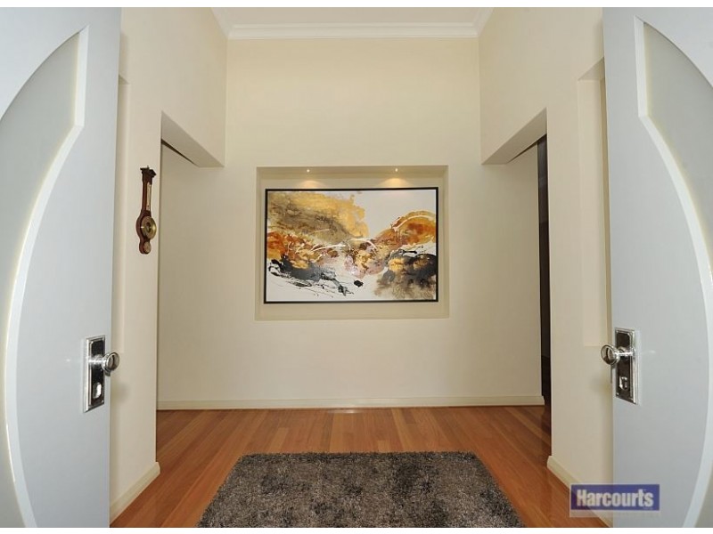 10 Ragamuffin Point, Halls Head WA 6210