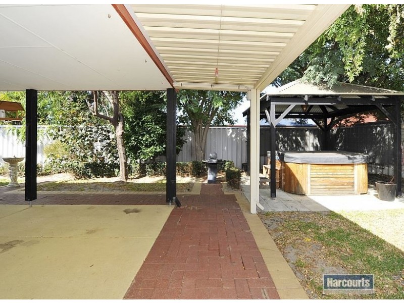 84 Willoughbridge Crescent, Erskine WA 6210