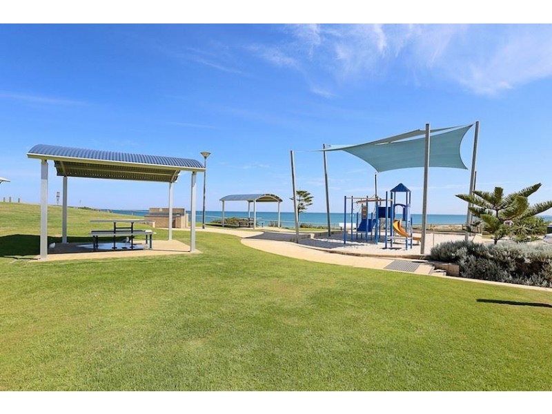 176 Ormsby Terrace, Silver Sands WA 6210