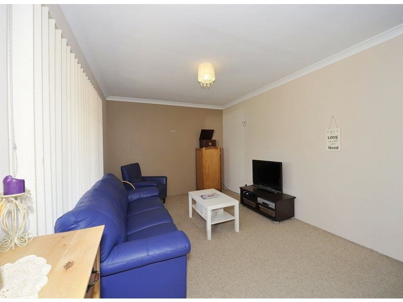 10 Railton Place, Dudley Park WA 6210