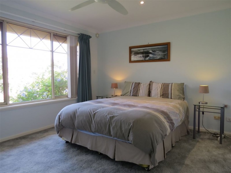 50 Ronsard Drive, San Remo WA 6210