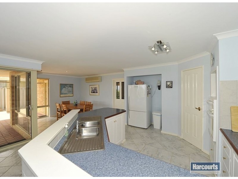 50 Ronsard Drive, San Remo WA 6210