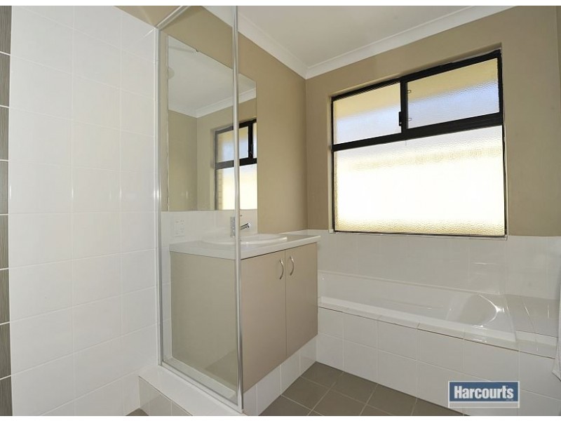 47 Catalina Drive, Lakelands WA 6180