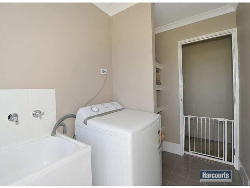 47 Catalina Drive, Lakelands WA 6180